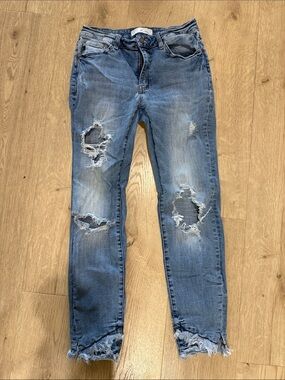 KanCan Distressed Ankle Crop Jeans in Medium Blue